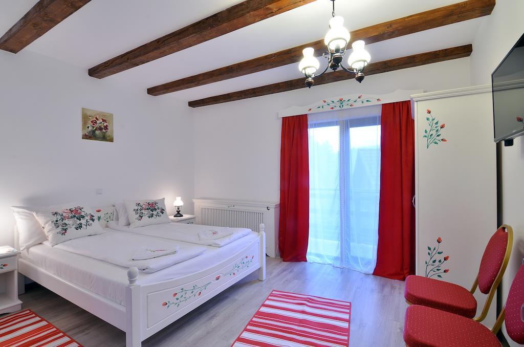 Casa Stefania Hotel Talmacel Luaran gambar